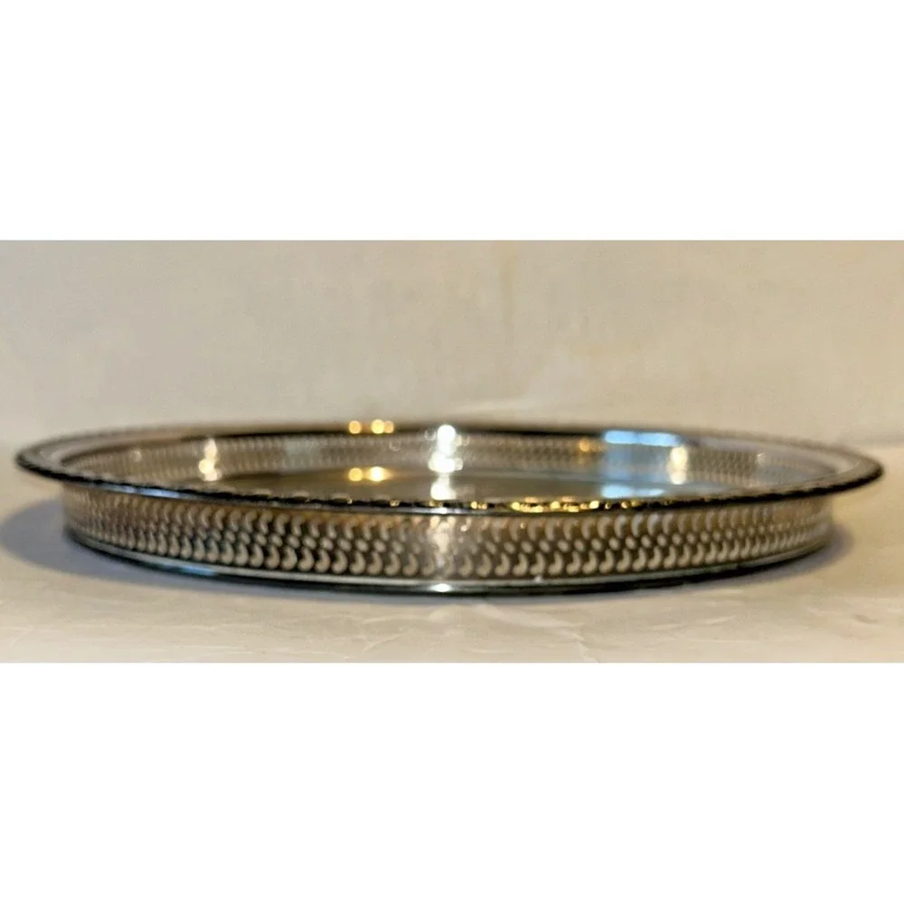 Oneida Silver Plate Decorative Serving Tray with Ornate Pattern 15